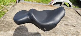 Sedlo Harley Davidson Softail 2001- 200?