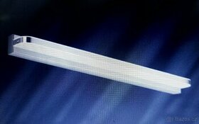 Zrcadlové nástěnné led světlo do koupelny 40cm
