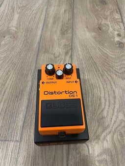 Boss Distortion DS-1 - 1