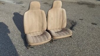 Přední sedadla Škoda Rapid 130 135 136