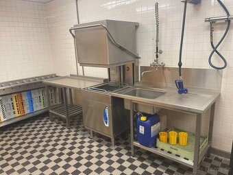 Gastro kuchyně do restaurace jídelny