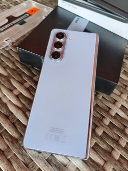 Samsung Galaxy fold 5