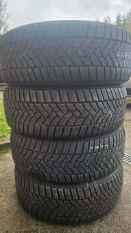 Sada zimních pneu rozměr 215/60/16 značka dunlop