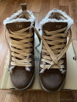 Pánské kožené zimní boty Weinbrenner s kožichem - č. 44