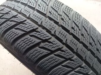 225/65 R17 NOKIAN (2115)