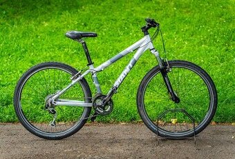 Horské kolo Giant Terrago