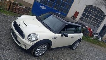 Mini cooper S R56 141kw po servisu