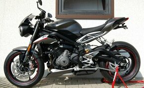 Triumph Street Triple RS 765