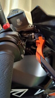 KTM 890 SMT + Power parts příslušenství