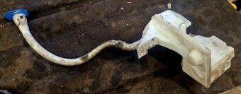 Nadobka ostřikovačů VW T5