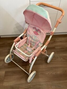 Kočárek pro panenky