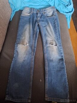 Chlapecké džíny značky Y.F.K. velikost 140.