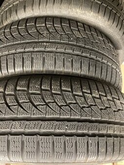 Zimni pneu 215/55 R17 nokian