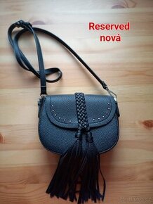 Kabelka Reserved