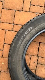 Zimní gumy 215/55 R17