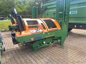 Posch Spaltfix S375 s mobilním řetězovým dopravníkem