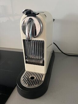 De'Longhi Nespresso Kávovar na kapsle