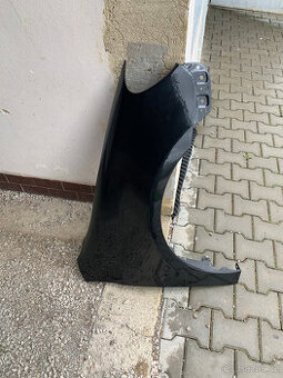 predni blatnik vw golf 6 VI combi cerny pravy