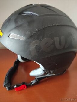 Lyžařská helma UVEX a REUSCH