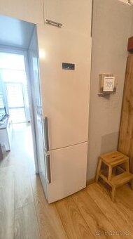 Lednice s mrazákem Bosch