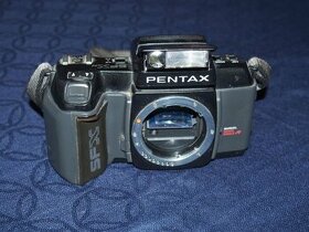 Filmova zrcadlovka Pentax SFX. - 1
