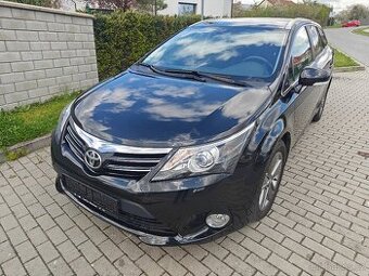 Toyota Avensis 1,8 VVTi combi