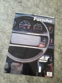 soubor velkoformátovych fotografií Porsche