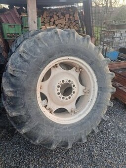 Kola zetor 16,9-28