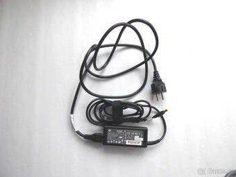 T083_ Zdroj 230V stř./ 18,5V ss., 2 ks, za kus - 1