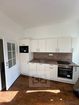 Pronájem byty 1+1, 28 m2 - Broumov, ev.č. N07707 - 1