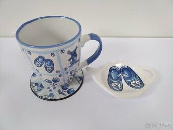 Porcelánový hrnek