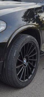 koupím lem BMW X5 E70