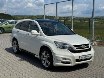 Honda CR-V 2.2 i-DTEC 110kW Executive 4x4 Automat / ČR