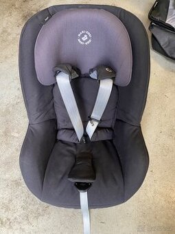 Maxi Cosi + základna