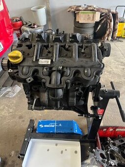 Prodám díly motorů Renault Master 2.5 dci