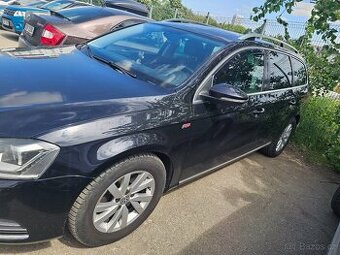 Volkswagen Passat B7 1,6 r-line