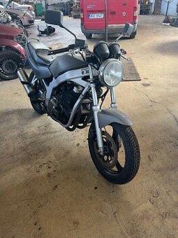 Suzuki GS500 - 1