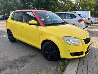 PRONÁJEM AUTA NA ROZVOZ ŠKODA FABIA 2