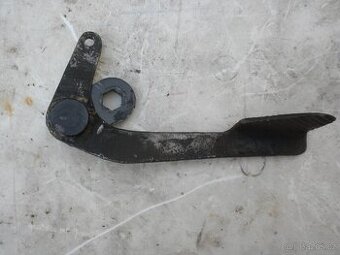 JAWA VILLIERS,JAWA 175,250 Special plechový pedál brzdy