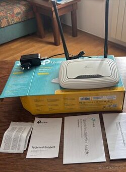 Router TP-Link TL-WR841N + anténu TP-Link TL-ANT2405C
