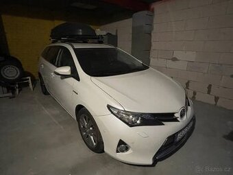 Toyota Auris 1.8 Hybrid e-cvt