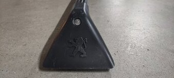 střešní příčníky na Peugeot 5008