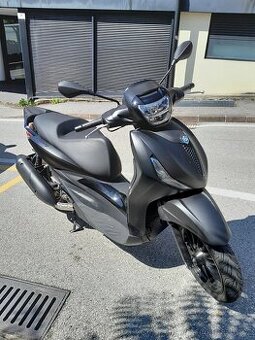 Piaggio Beverly 300i HPE, 2023, 6000km, TOP stav