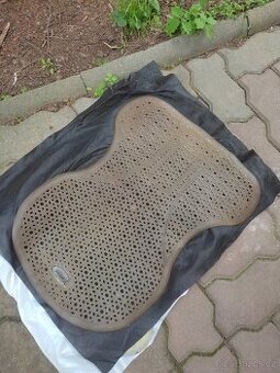 Rovná gelovka pod sedlo Tattini