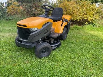 Zahradní traktor STIGA 3084H