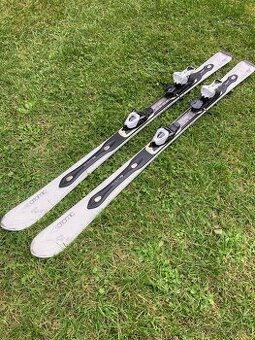 Carvingové dámské lyže ATOMIC CLOUD- 151 cm