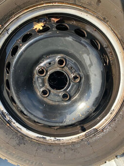 Plechový disk VW Crafter 16" + zimní pneu 235/65 R16 C