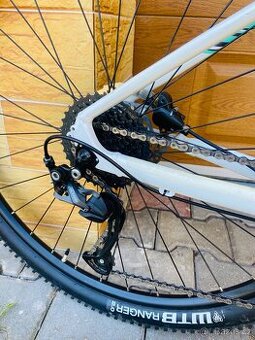 Rock Machine Catherine vel. L, 29”