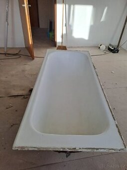 Litinová vana smaltovaná