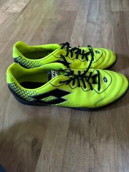 Kopačky LOTTO vel.40